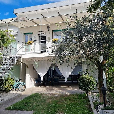 MoLo - residenza con accesso diretto al lago Lazise Esterno foto